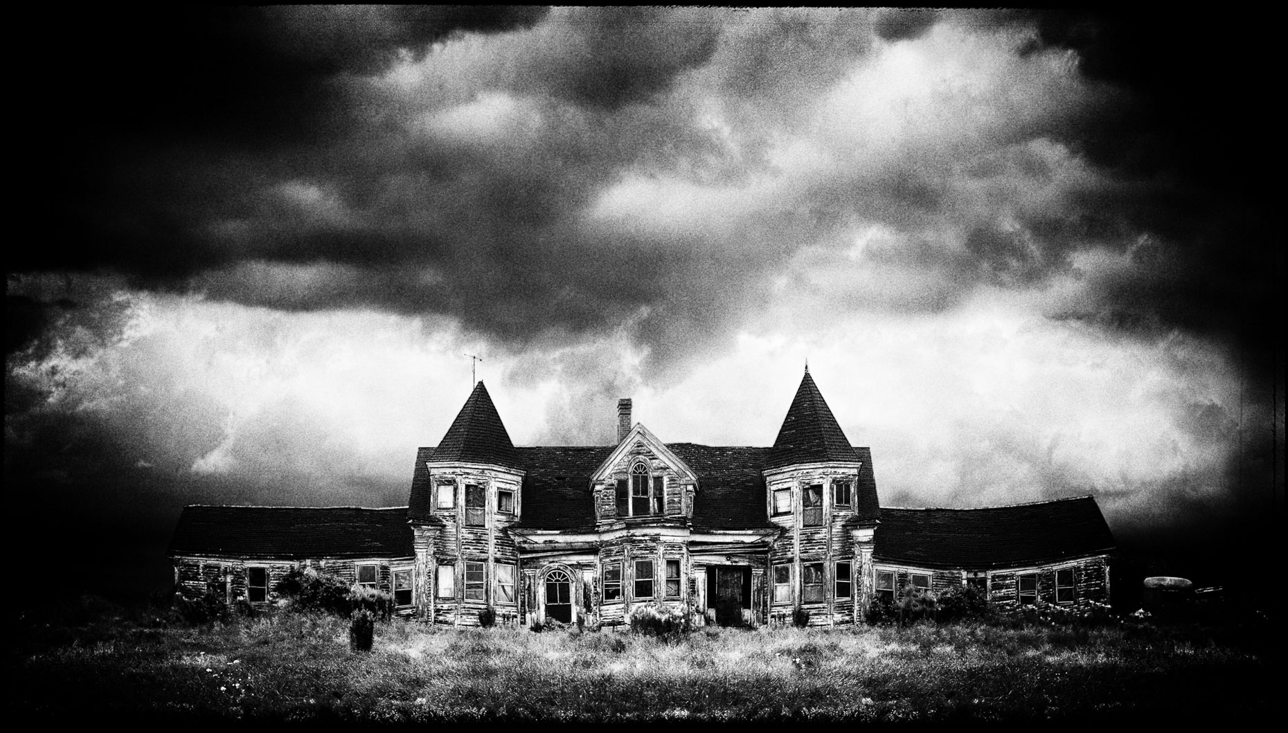 010-MaineGhostHouse-